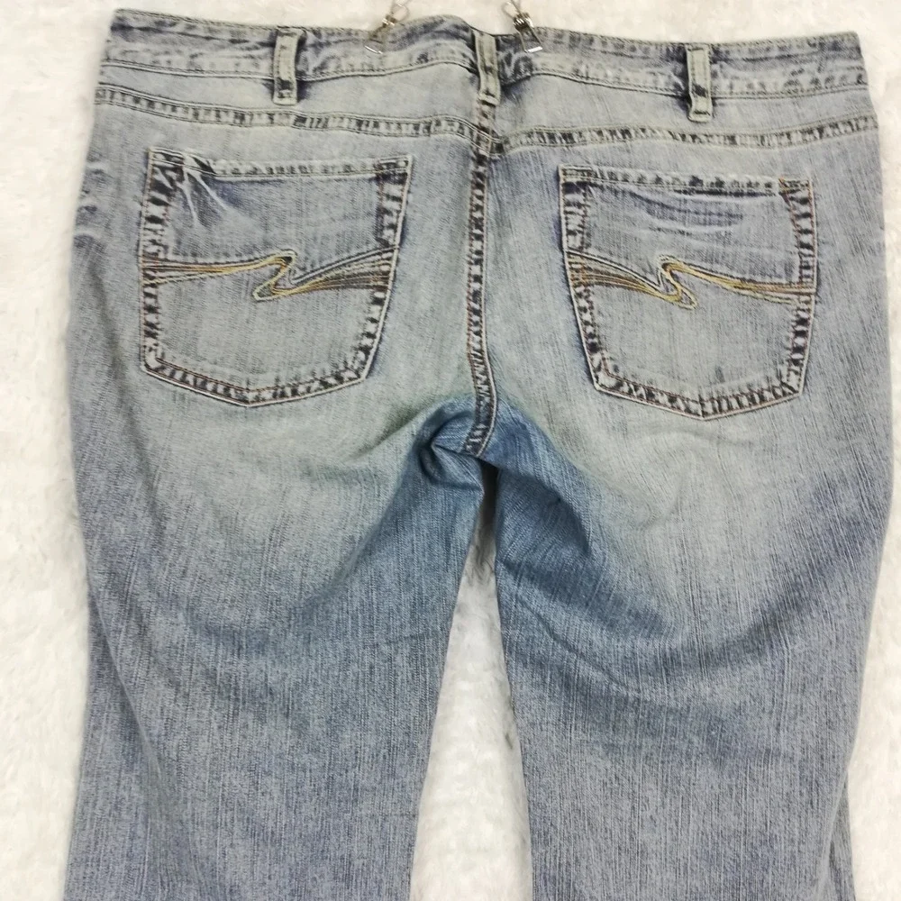 Silver Jeans Womens Aiko Boot Cut Blue Denim Light Wash Mid Rise Plus Short 22 - Picture 9 of 10